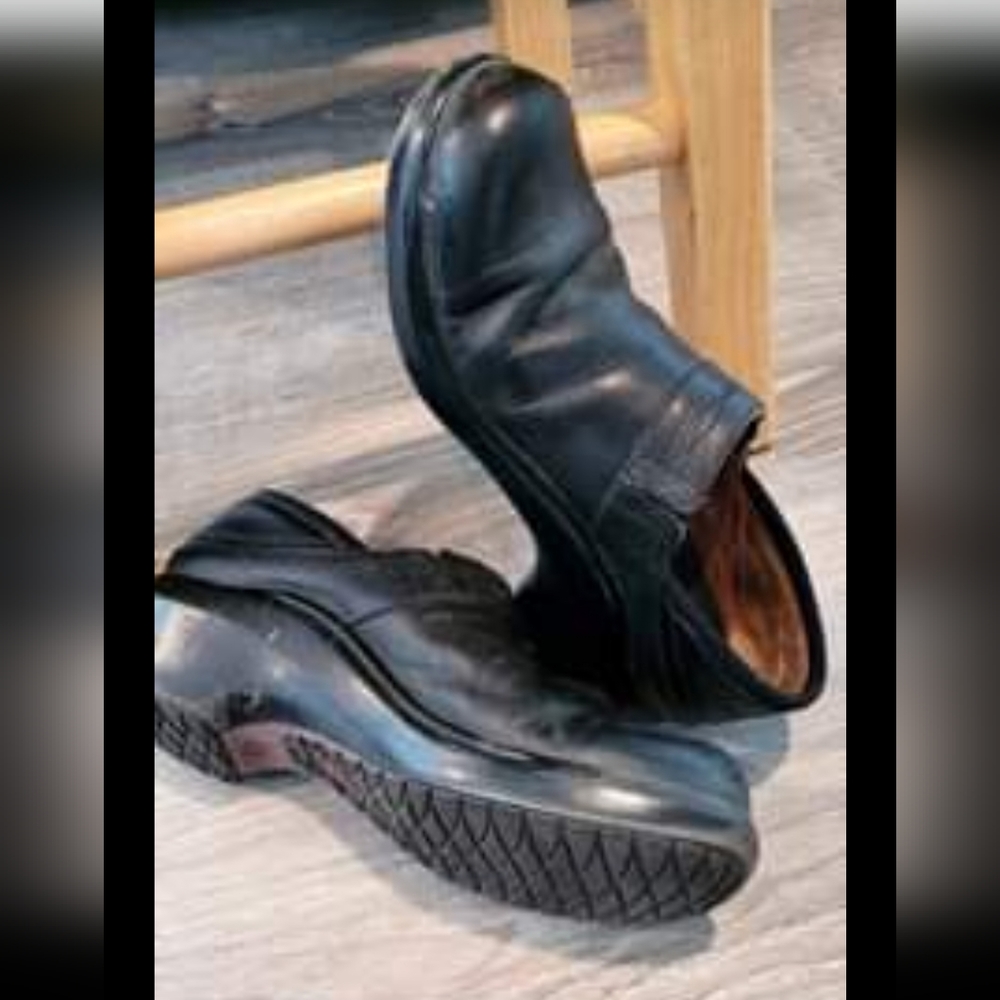 Clogs